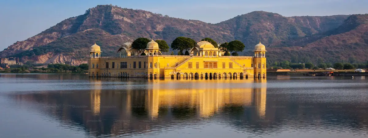 Abhaneri Stepwell & Village Tour from Jaipur