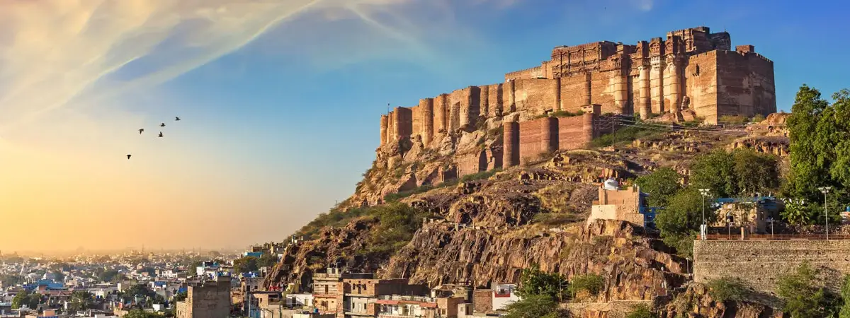 Rajasthan Heritage Drive from Udaipur to Delhi – 8 Days | Forts, Palaces & Heritage Stays