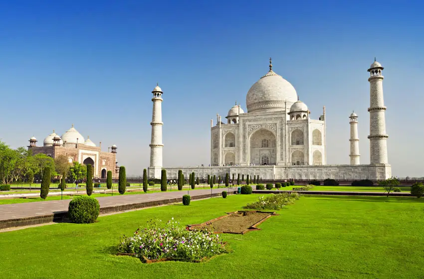 North India Cultural Tour 8 Days | Delhi, Agra & Varanasi Heritage Trip